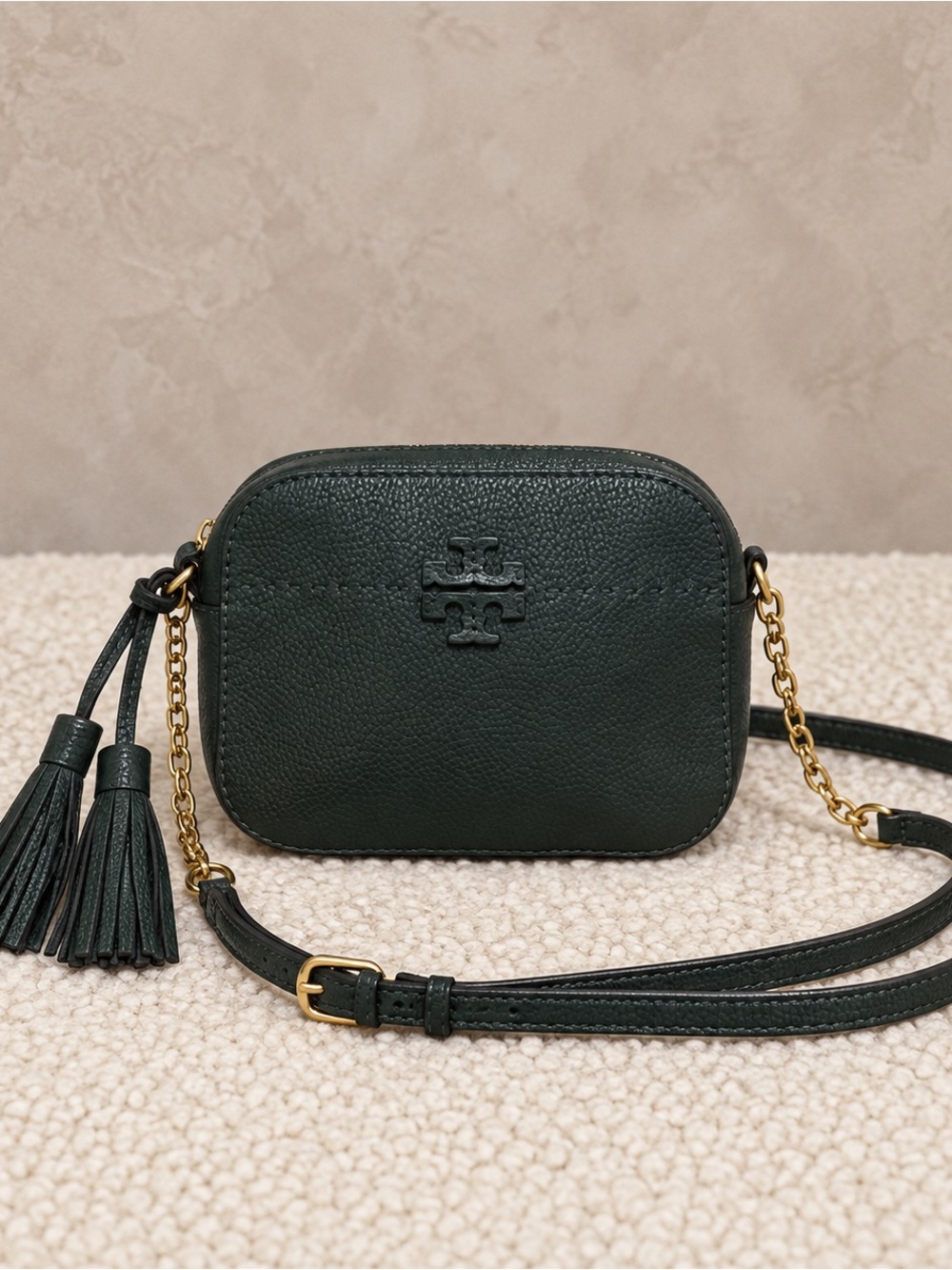 TORY BURCH Dark Green Pebbled Leather McGraw Camera Crossbody with Tassels 💚💛